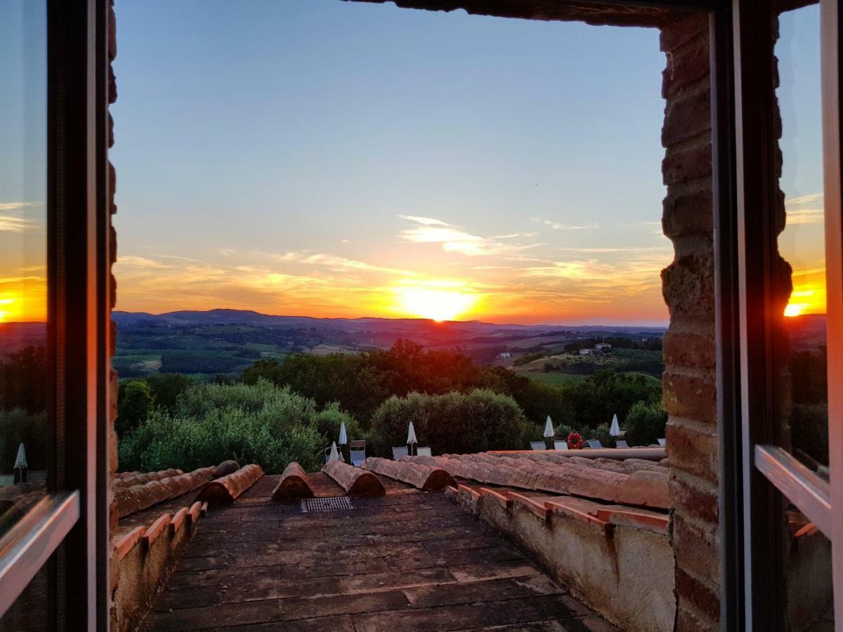 Appartamenti Ava E Tegrino Nell'Antica Dimora Di Fulignano San Gimignano Ngoại thất bức ảnh